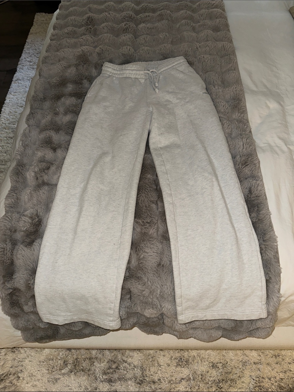 TNA Cozy Fleece Sweatpants in White with Red Nail Accent